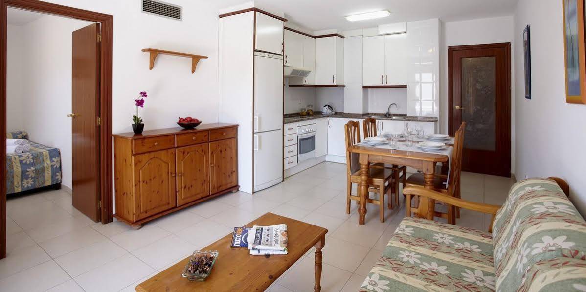 Apartamentos Intersalou Priorat Екстер'єр фото