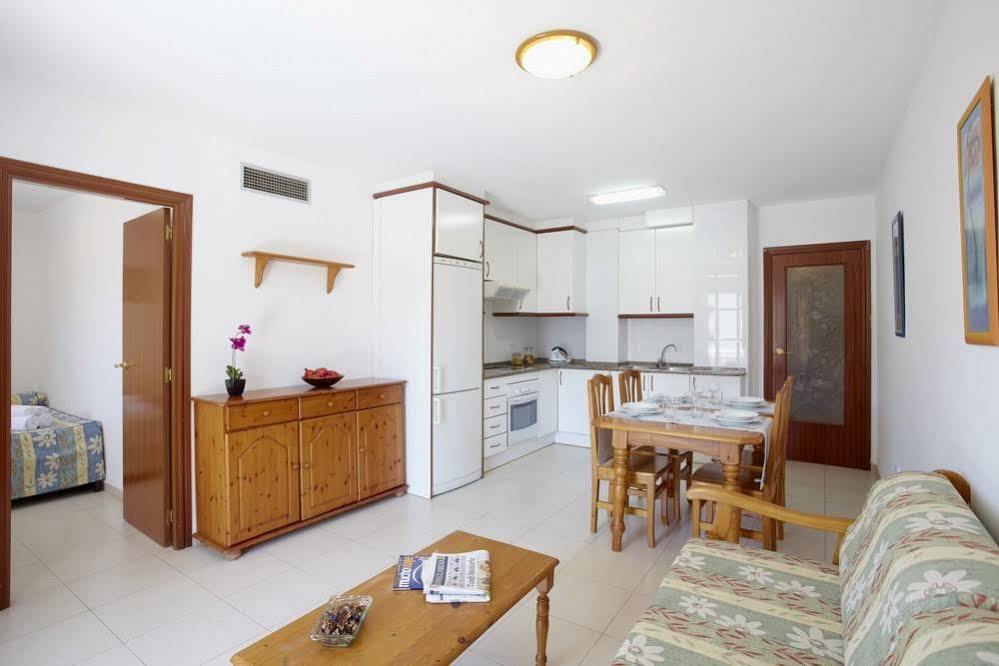 Apartamentos Intersalou Priorat Екстер'єр фото